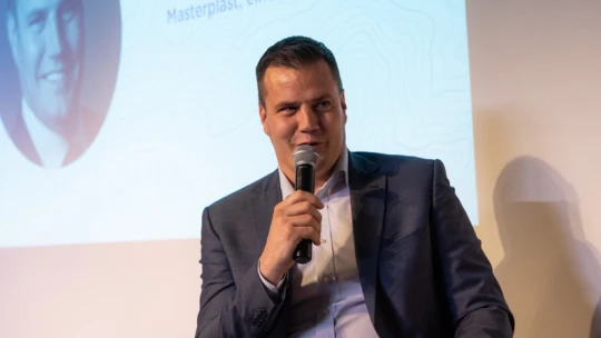 Jön a hideg, a magyar építőanyagkirály új piacra lép