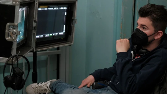 Idris Elba és más világsztárok ügynökségéhez szerződött egy 28 éves  magyar rendező, kinyílik a világ előtte