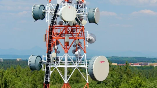 Az infrastruktúra leválasztása egy kritikus iparágban – mégis mi értelme?