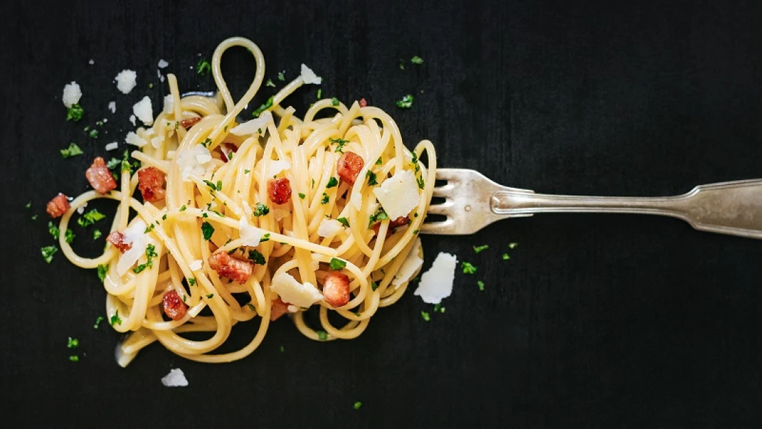 Csak semmi kísérletezés! A tökéletes carbonara spagettihez bőven elég hat hozzávaló és tíz perc