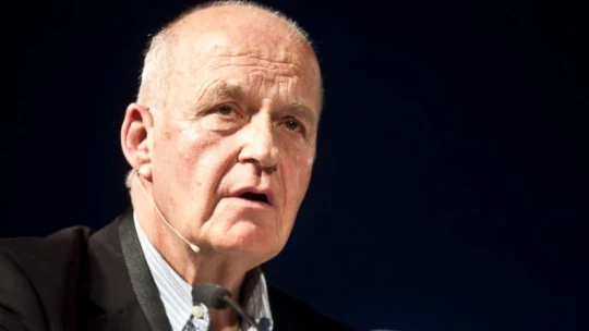 Meghalt az alapjövedelem legnagyobb híve, a DM drogérialánc alapítója