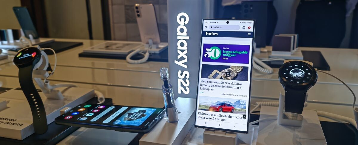 Erődemonstráció: Megérkeztek Magyarországra a Samsung új telefonjai