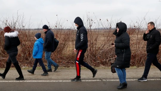 Így szigorítanák a britek a letelepedési engedélyt