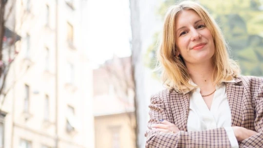 „Hatalmas teher, hogy nem tudod megmutatni a másiknak, min mész keresztül” – ma van az endometriózis világnapja