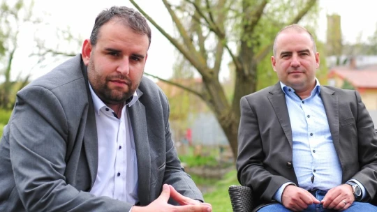 Mennek és megvédik az országukat, pedig itt tudnának maradni – mondják a magyar munkaerő-közvetítő vezetői