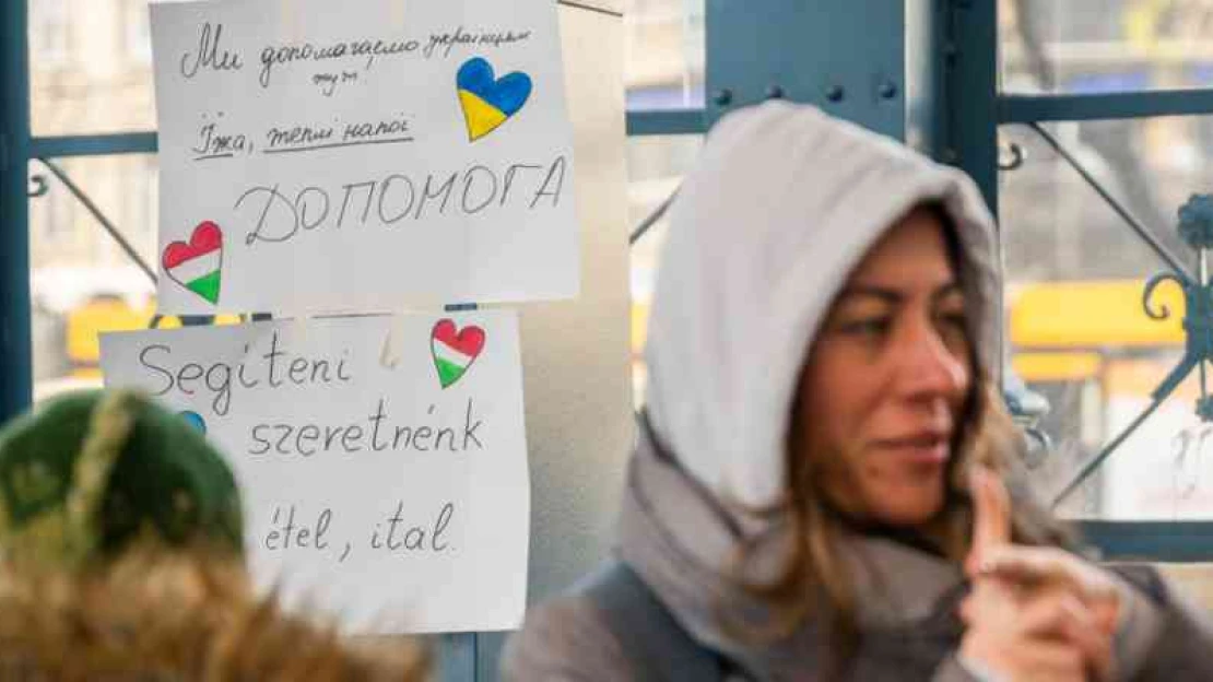Üres a Nyugati, mától máshová érkeznek a menekültek