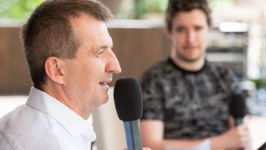 A Linkedinen hasító magyar salátagyáros: Aki nem szereti az embereket, ne menjen el vezetőnek