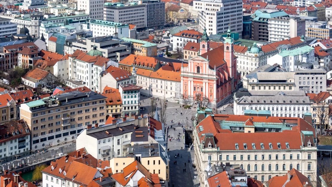 A szomszédban meglépték: elengedték az árstopot, ez lett a vége