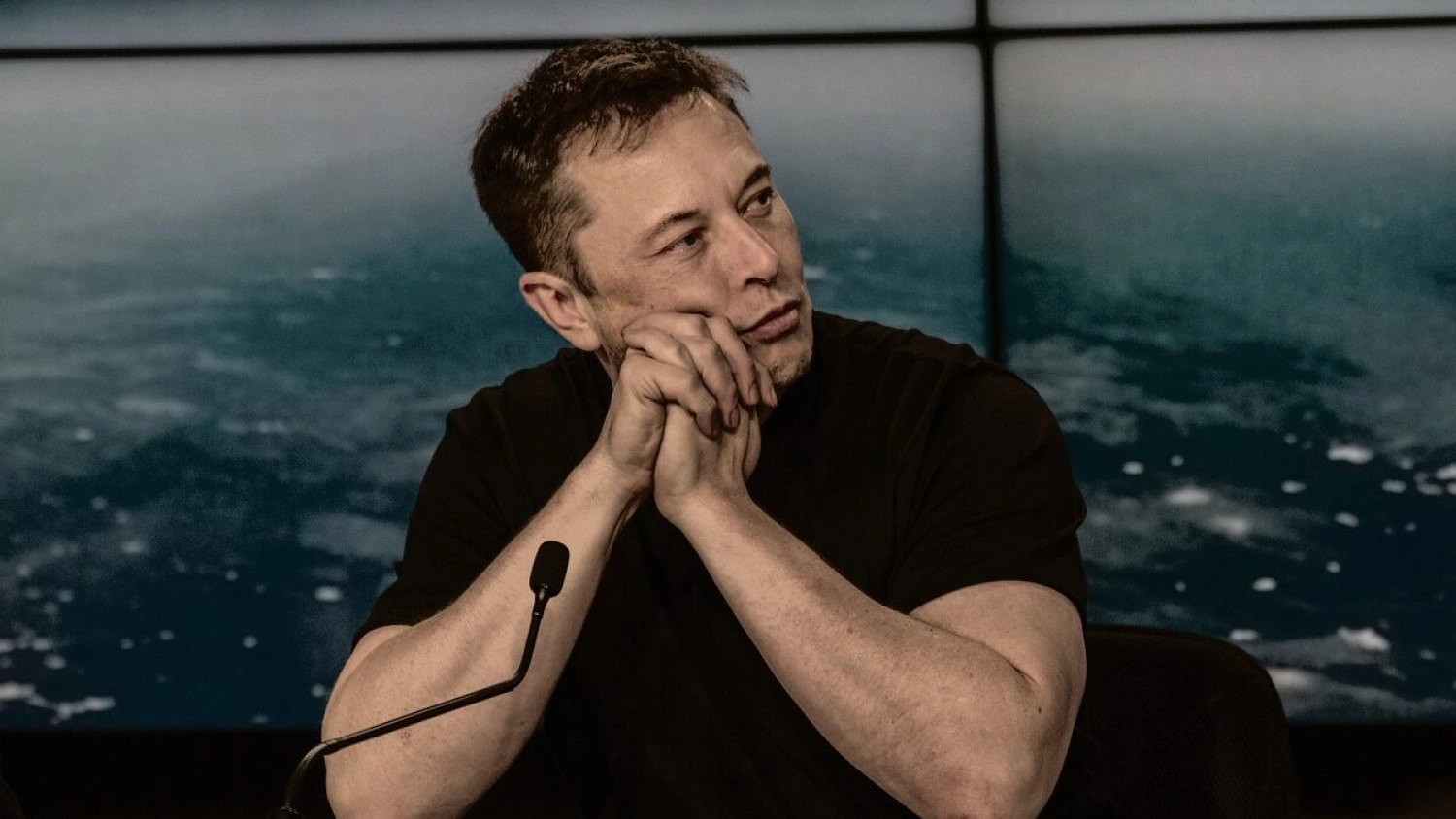 Elfajult a kamuprofilos szappanopera, bíróságra rángathatják Elon Muskot