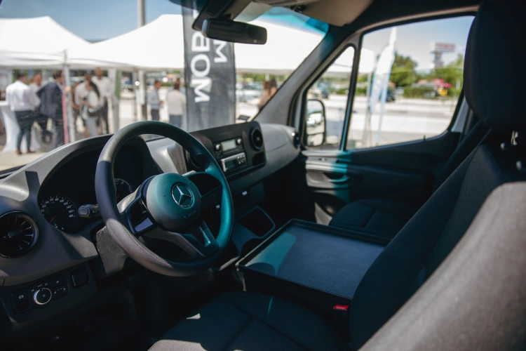 Mercedes e-furgonokkal újított a Tesco a kiszállításokhoz – fotógaléria_4