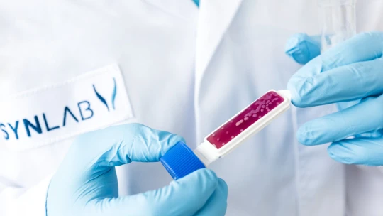 Szűrés, megelőzés, innováció, társadalmi felelősségvállalás– ezek fontosságáról kérdeztük Póda Tamást, a SYNLAB Hungary Kft. kereskedelmi és marketingigazgatóját.