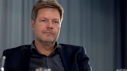 Német miniszter: ellátási gond nincs, de spóroljanak az energiával
