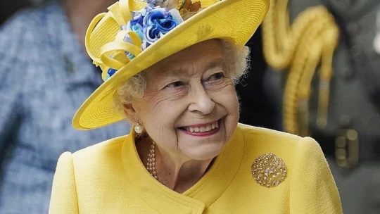 Szexpartikat szervező cégben lett tulajdonos a brit kormány és minden adófizető