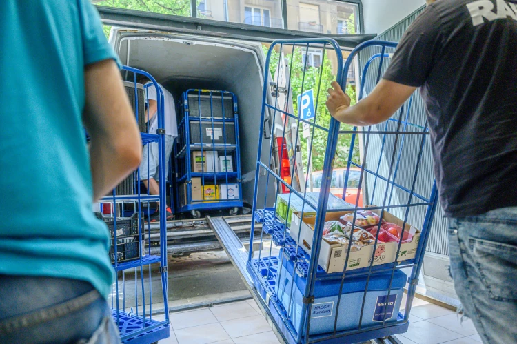 Ez történik egy Wolt üzletben, ha éjfél előtt megkívánsz egy zacskó csipszet_0