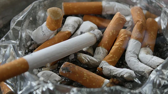 Nyugatosodunk: újabb cigaretták ára emelkedett a 2000 forintos lélektani határ fölé
