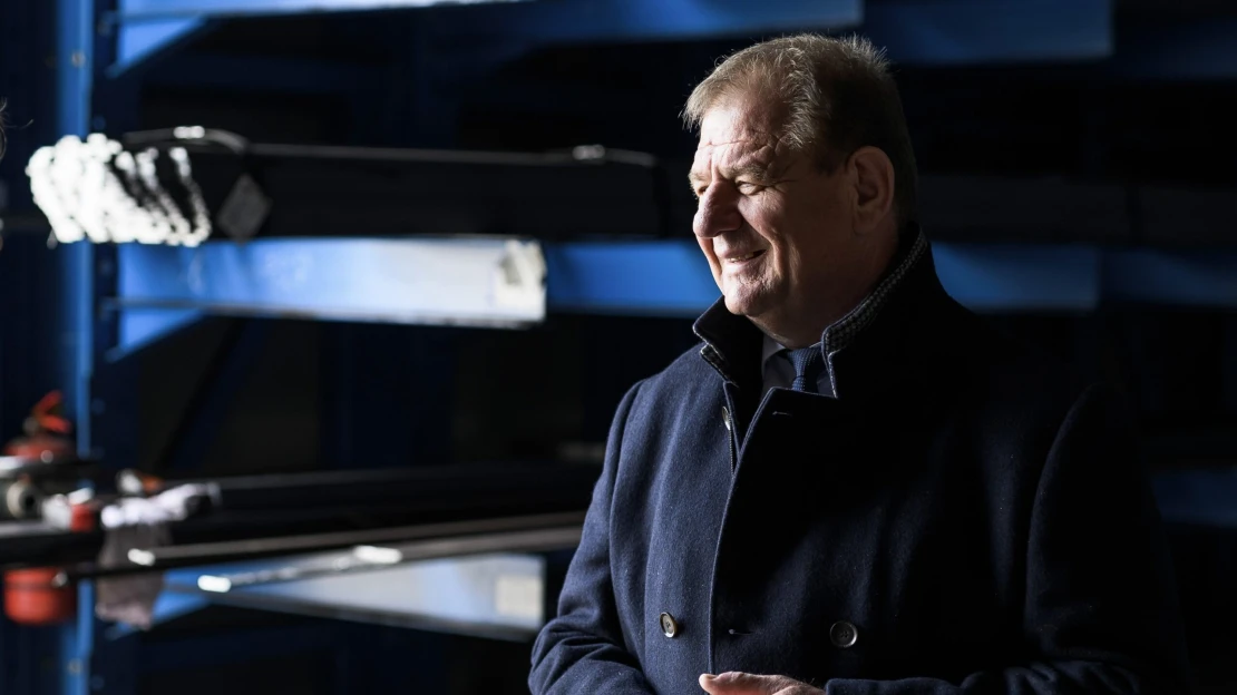 El kellett döntenünk, hogy büszkeséget szeretnénk, vagy inkább pénzt. A pénzre szavaztunk