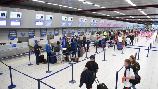 Káosz az európai reptereken – folyamatossá váltak a poggyászeltűnések