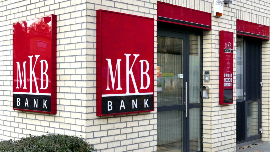 Így érintette az extraprofitadó Mészáros bankóriását