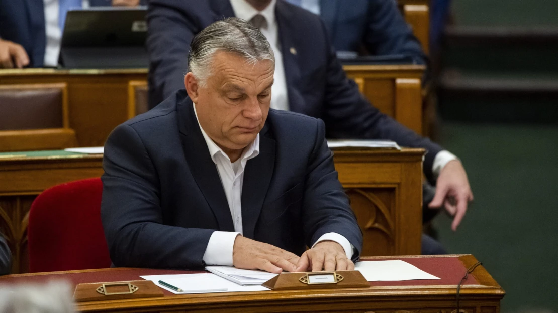 Honnan van pénze az államnak a Vodafone-ra, ha válságban van a költségvetés?