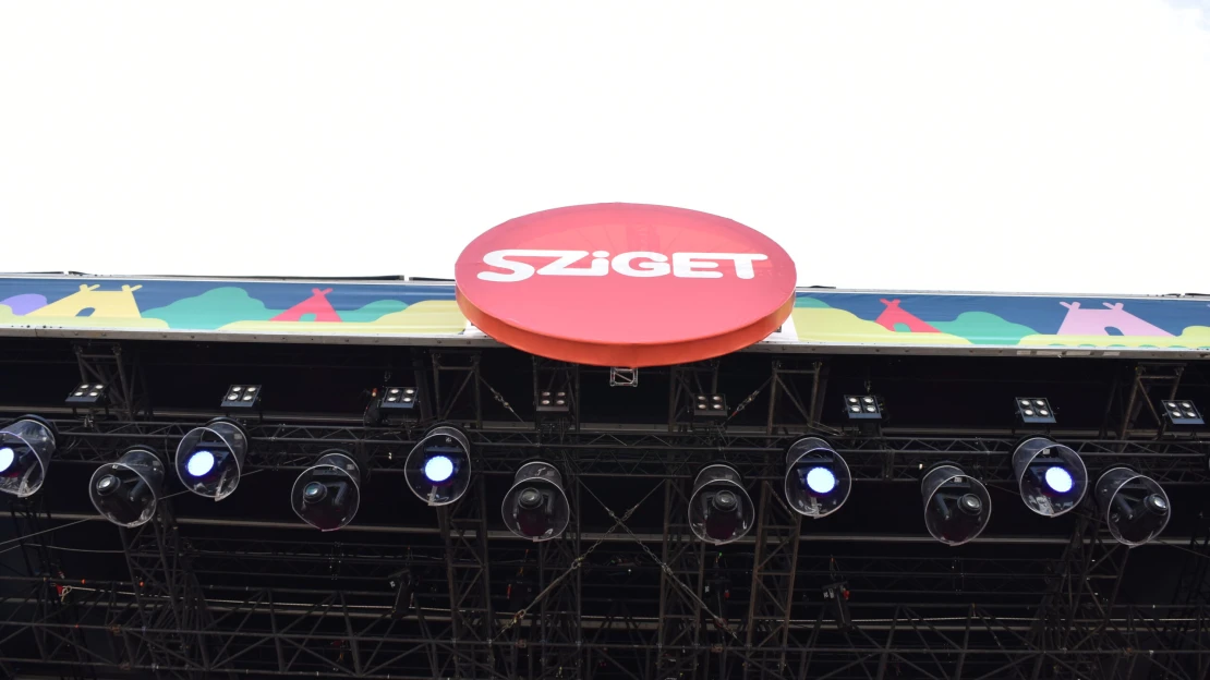 Utolsó pillanatos változás a Sziget nagyszínpadán