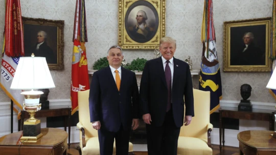 Orbán menni Amerika