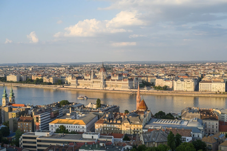 Így néz ki Budapest legújabb és legmenőbb rooftop koktélbárja és páratlan panorámája_8
