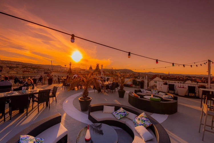 6 rooftop bár, ahol naplemente mellett élvezheted a koktélod_3