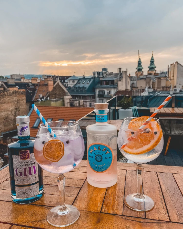 6 rooftop bár, ahol naplemente mellett élvezheted a koktélod_2