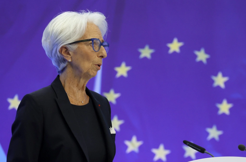 Példátlan döntést hozott az Európai Központi Bank, ki is lengett az euró