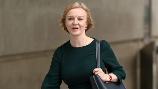Liz Truss lett az új brit miniszterelnök, ezt várja tőle a Királyság