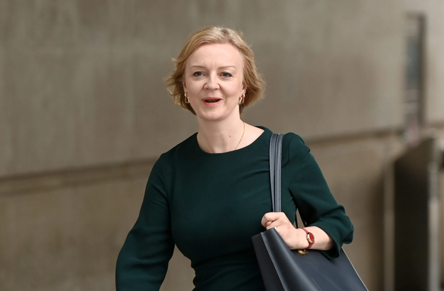 Liz Truss lett az új brit miniszterelnök, ezt várja tőle a Királyság