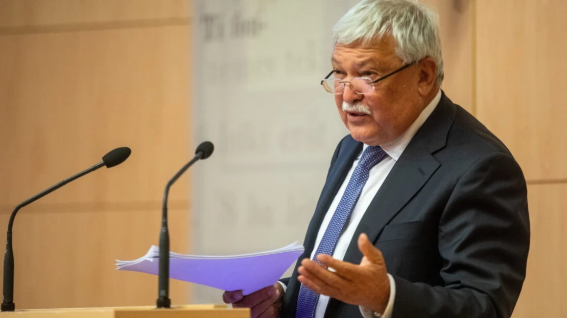Meghívhatott volna egy pofa sörre is, de inkább pofon vágott – Csányi Sándor erősen odaszúrt az államnak