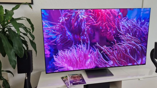 Megérkezett Magyarországra az év legjobban várt tévéje: elmondjuk, hogy milyen