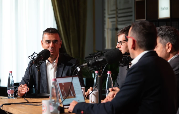 Érdemes megfontolni, hogy legyen saját devizatartalékunk is_9