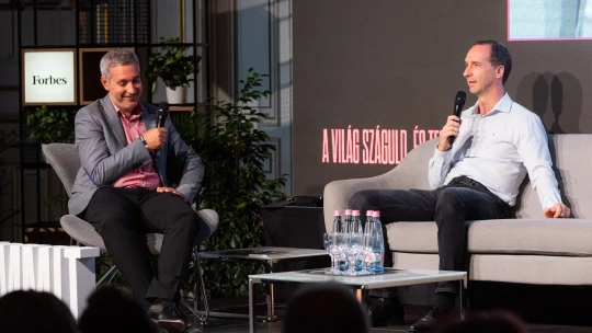 Költözik Oszkó Péter befektetőcége