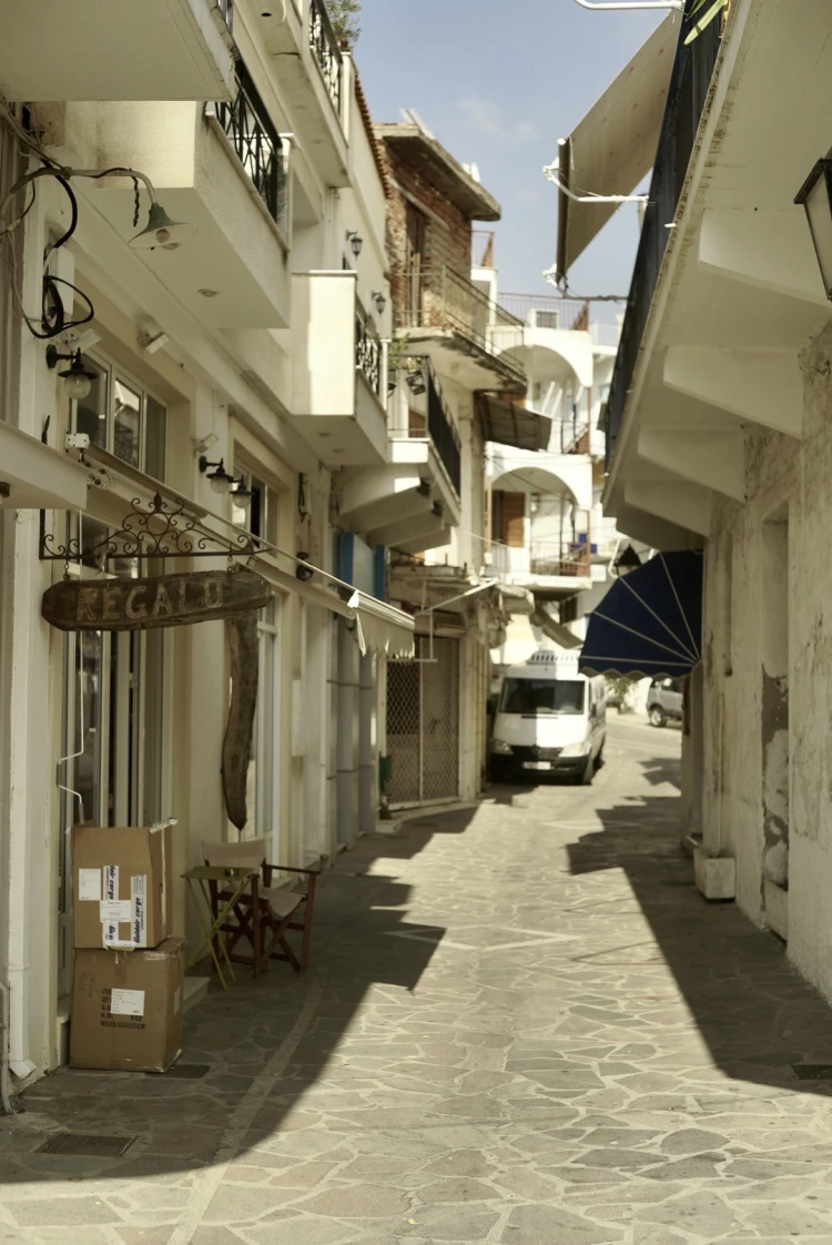 Ugyanolyan gyönyörű, mint Santorini, csak negyedannyiba kerül – Steiner Kristóf csodálatos világa Methana félszigetén_5