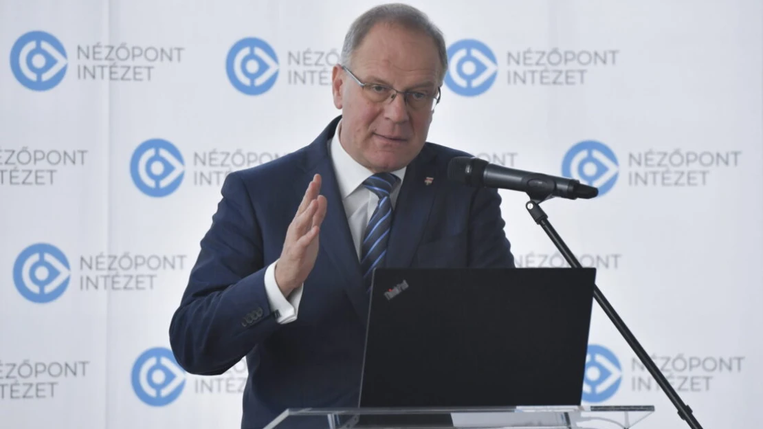 Navracsics: Újabb követelések jöhetnek az EU-tól