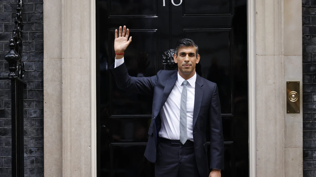 Még a királynál is gazdagabb – Mekkora vagyona van a brit miniszterelnöknek?