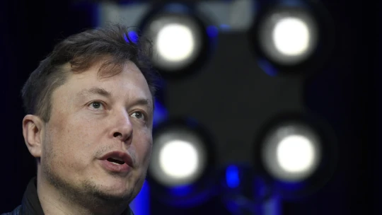 Elon Musknak vagy nagyon jó, vagy nem, de legalább fejlesztik a rejtélyes szuperappot