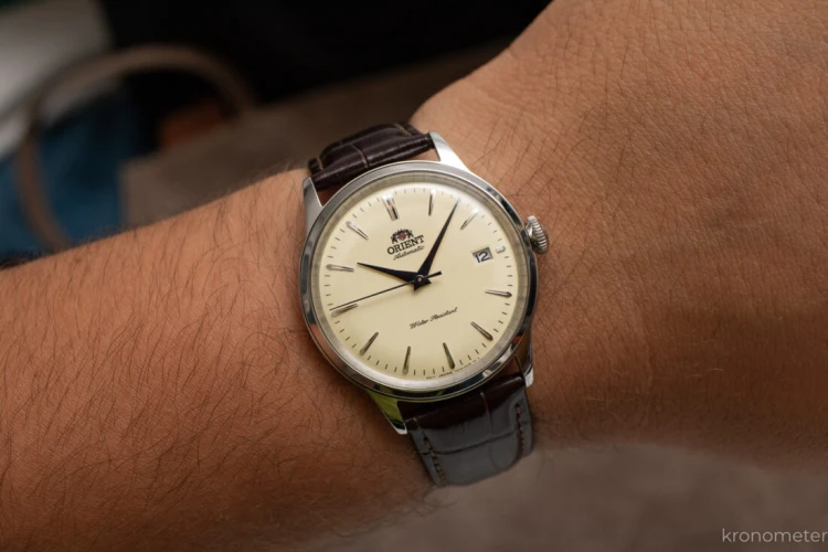 Melyik a legjobb ár-érték arányú öltönyóra? A japán Orient termékeit teszteltük_2