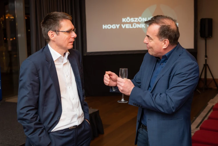 A sikerig olykor az éhségen vagy a halálos kórral való bátor szembenézésen keresztül vezet az út_18