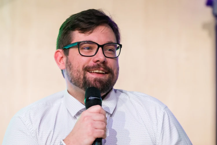 Mennyire kell tartanunk a hekkerektől?_5