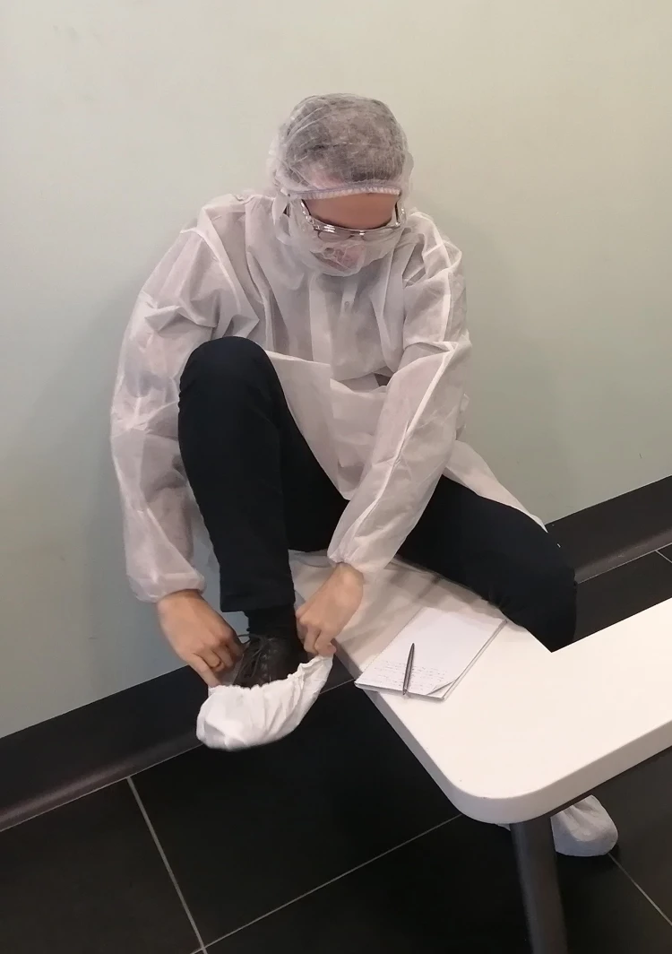Elég egy hiányzó címke is, hogy leálljon a termelés – megnéztük, hogyan jut el a gyógyszered a labortól a patikáig_4