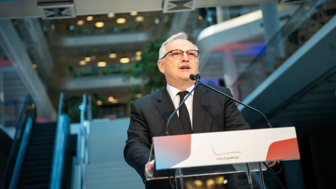 Mol-vezér: Hónapok múlva állhat helyre az üzemanyagimport