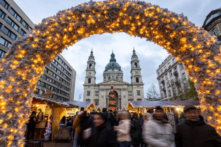 Európa legjobbjának választották a fővárosi karácsonyi vásárt_0