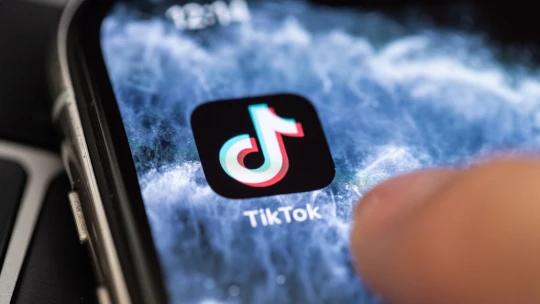 Forbes-újságírók után kémkedett a TikTok