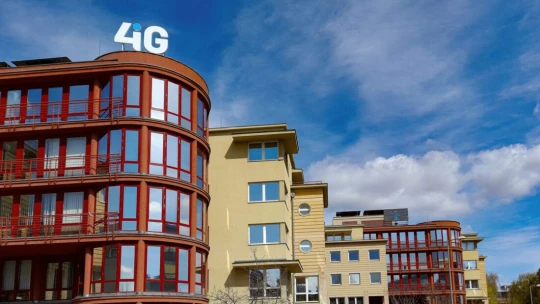 Fafeldolgozástól az űriparig: hogy jutott a 4iG a NER, majd a Vodafone közelébe?