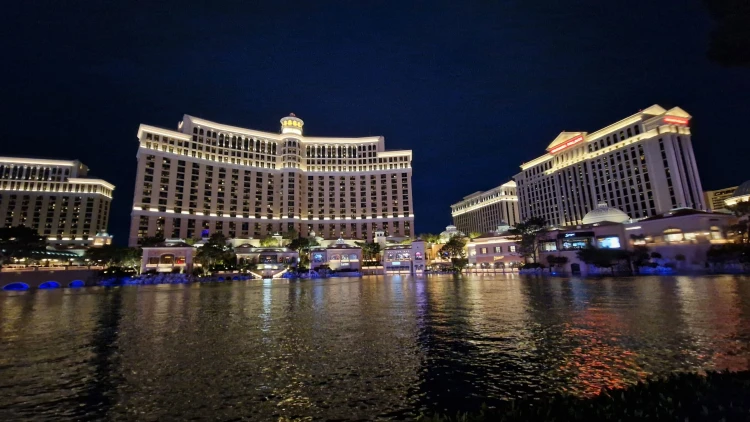 Menny és pokol egyszerre: körbefotóztuk Las Vegas hírhedt sétányát_6