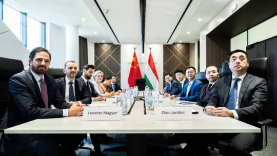 Debreceni gigagyár: a helyiek szenvedése árán gazdagodnak az akkumulátorgyártók, de nekik is megvan a gyenge pontjuk