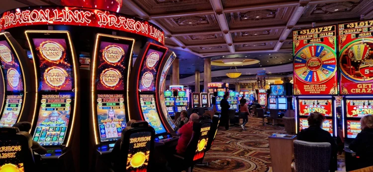 Menny és pokol egyszerre: körbefotóztuk Las Vegas hírhedt sétányát_23